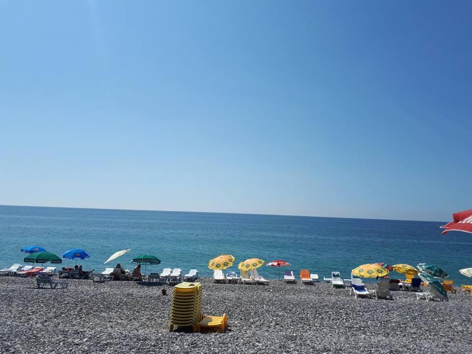 Hotel Del Mar クヴァリアティ エクステリア 写真